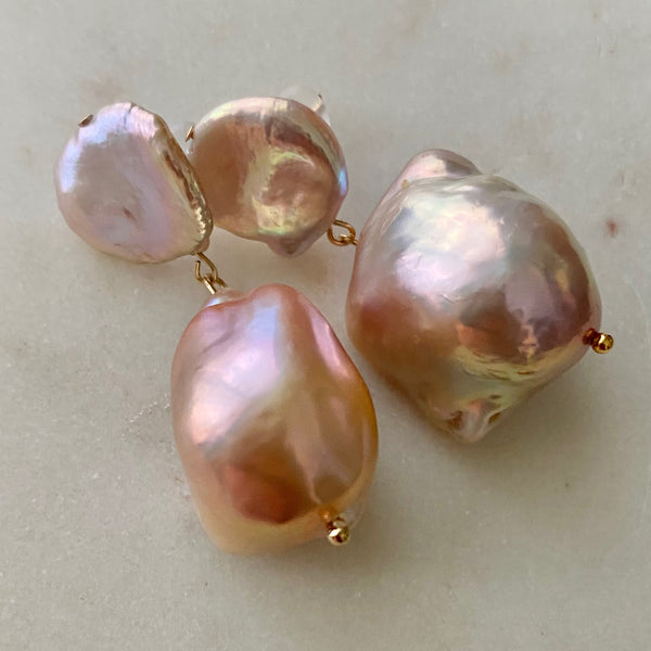 natural petal oyster baroque  pearl weddingピアス　イヤリング - hikari pearl.